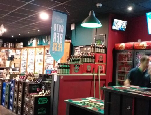 V and B Istres Forum des Carmes